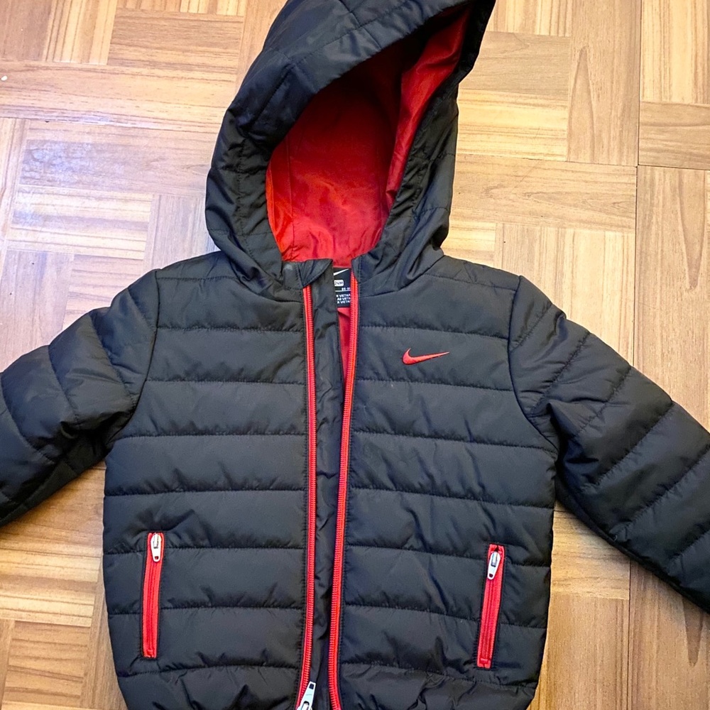 Nike Puffer Hood Jacket Coat Navy Blue & Red
